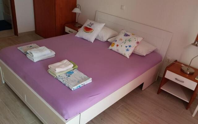 Bocin Rosso Apartments