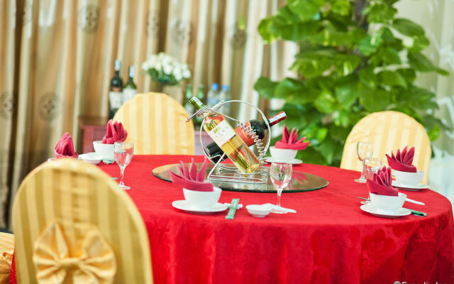 Muong Thanh Vinh Hotel