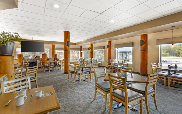 Best Western Plus Valemount Inn & Suites