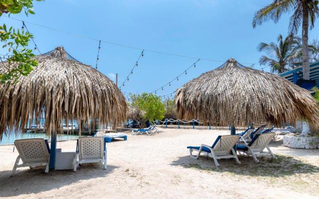 Isla Rosa Boutique by NOMAD GURU
