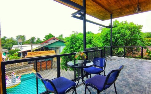 Lan House Pool Villa