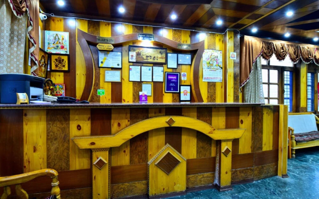 OYO 36255 Himalayan Regency