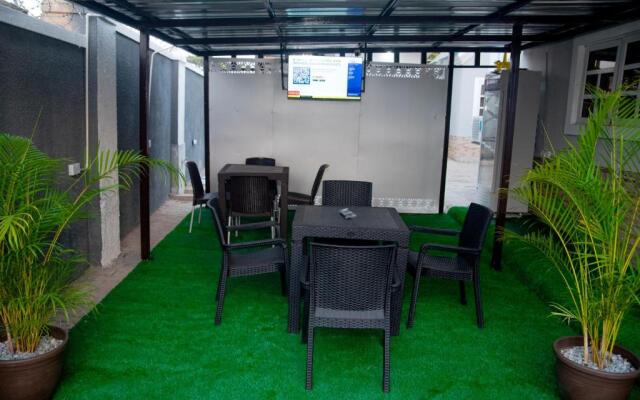 Enland Suites & Apartments