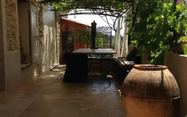 PROVENCEguesthouse L'Agace