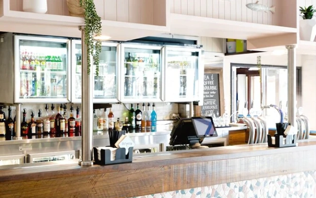 Avoca Beach Hotel