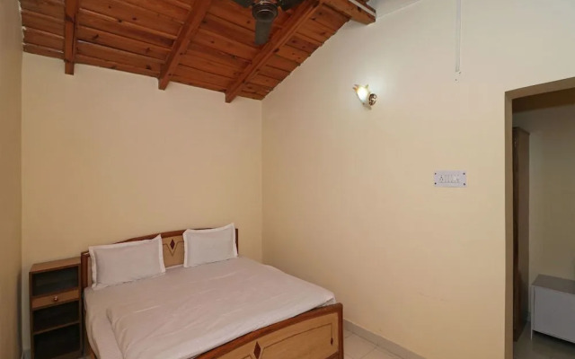 OYO Home 13666 Modern 3BHK