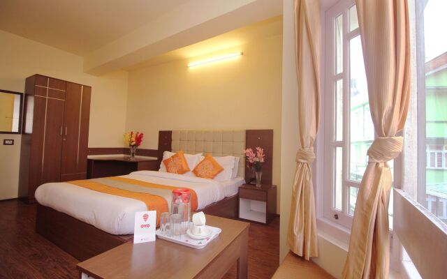 OYO 8701 Hotel Silk Route Residency