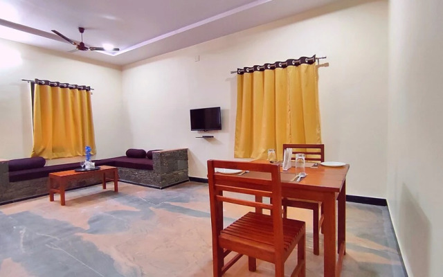 Takhat Villa by ShriGo Hotels