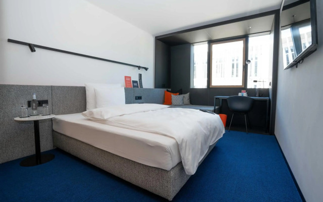 GREFIS Hotel