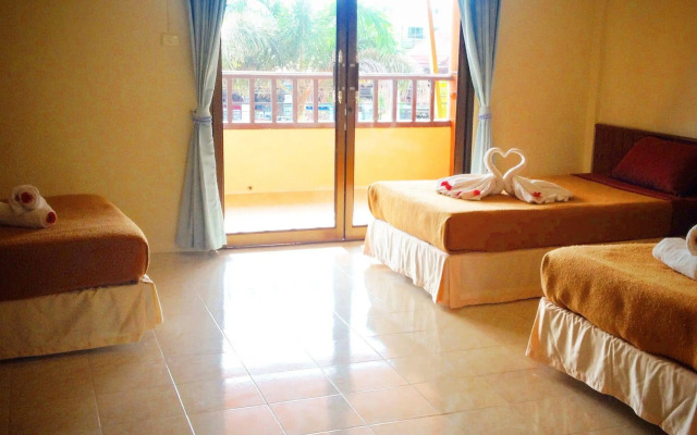 Khaolak Inn