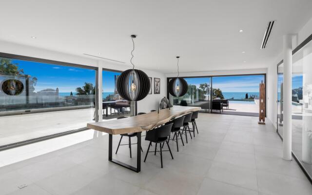 Villa Nirvana in Fuengirola