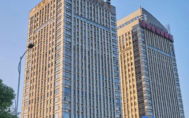 Vienna Hotel (Yingtan International Optical City Fangte Store)