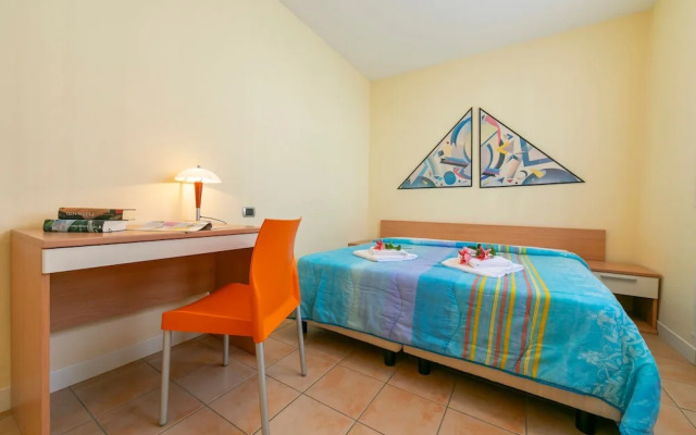 Villa Apartments - Porto Letizia