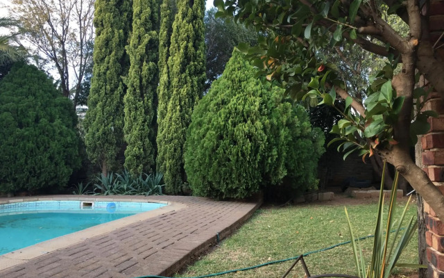 Cura Lodge