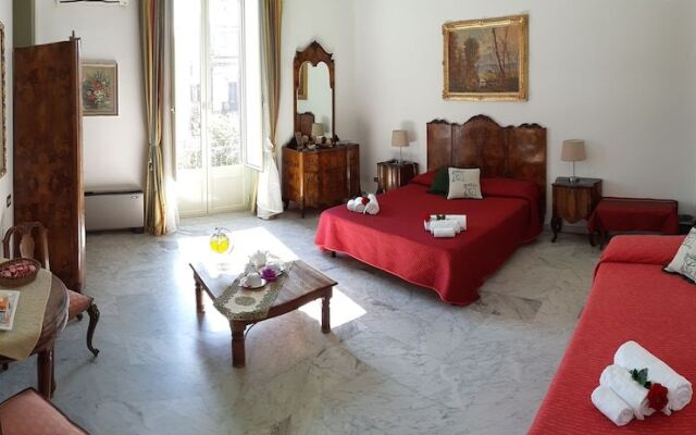 Cavour il Conte Camillo Bed&Breakfast