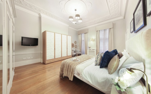 Hertford Flat 16