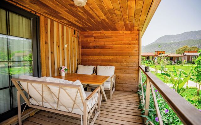 Izgen Bungalows Çıralı