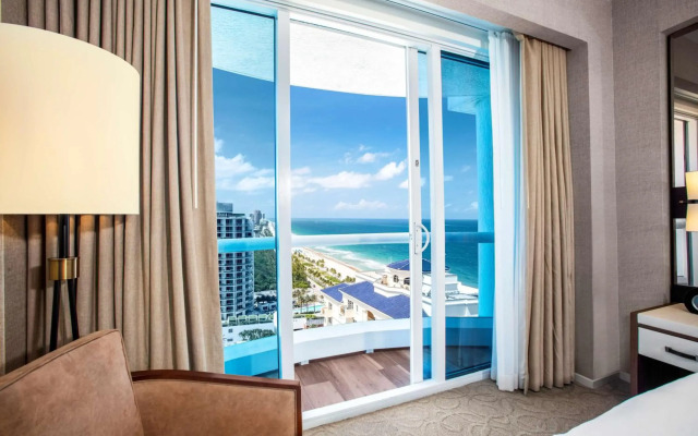 Conrad Fort Lauderdale Beach