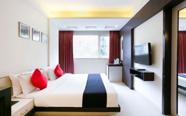 The Roa Hotel by OYO Rooms