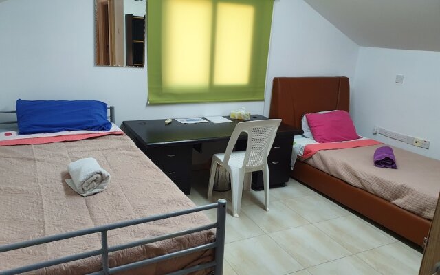 Acticon Rooms Larnaca