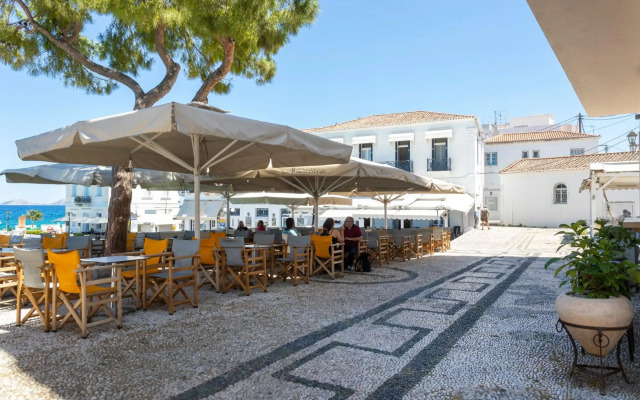 Hotel Roumani