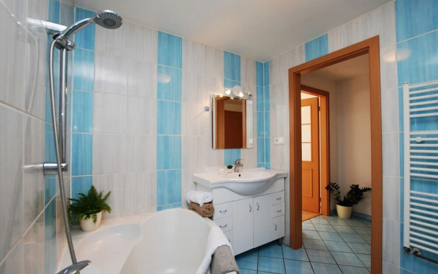 Wenzig apartment