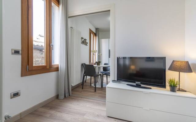 Sea to Sky Apartments Faville