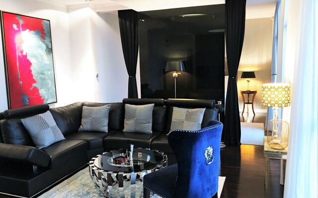 MONDRIAN Luxury Suites & Apartments Krakow Old Town