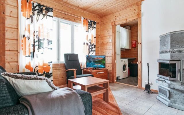 Holiday Home Aapeli iso