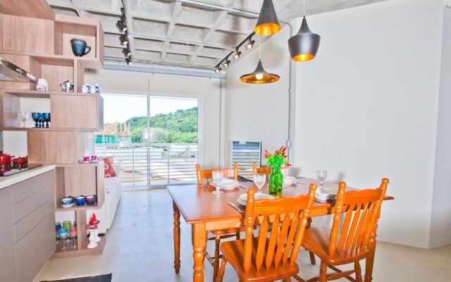 FL002 2 Bedroom Apartment By Senstay