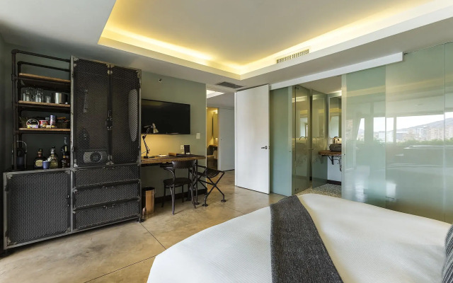 The Charlee Hotel
