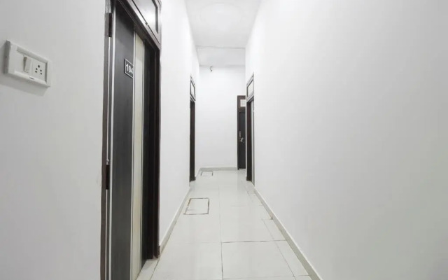 Green Valley by OYO Rooms