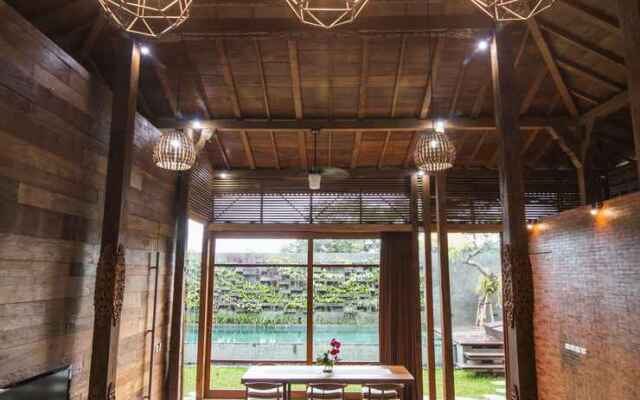 Tunjungsari Villa