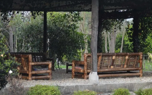 Lali Mou Camp By GRB