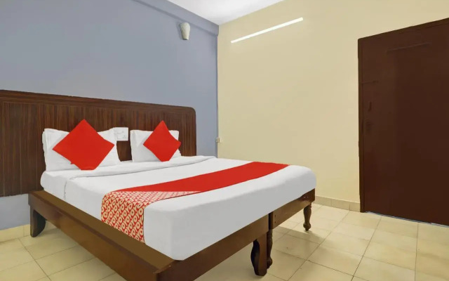 OYO Flagship 80444 Hrr Hotels