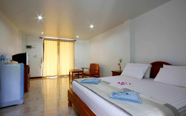 Lotus Friendly Hotel