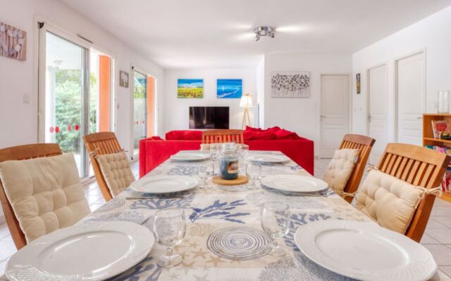 Les Acacias (MVT245)