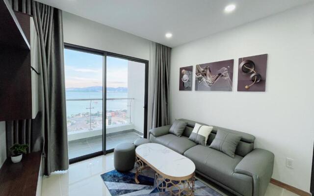 Winnie Apartment Tầng 22 Sea View Phú Tài Residence
