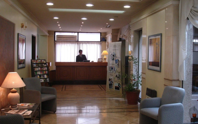Altezza Apart Suites Hotel