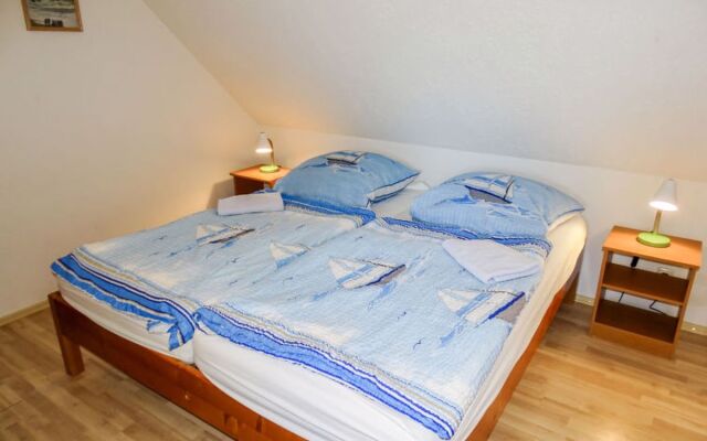 Gollwitzer Park (Insel Poel) 40053