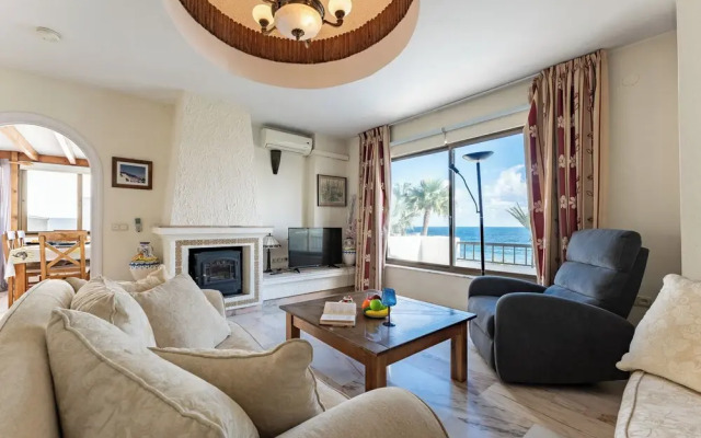 CT 262 - Flamingo Views