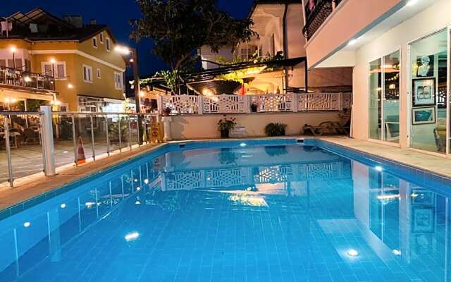 Donmez Hotel