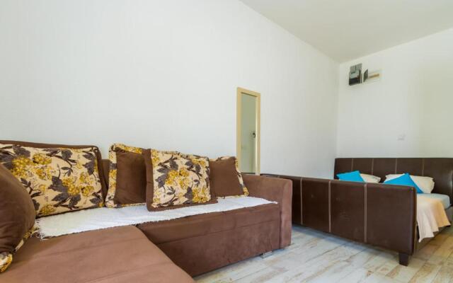 Belane Apartments