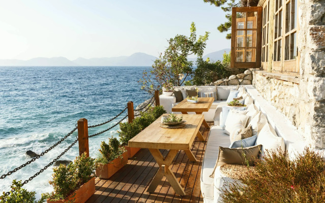 Nautical Hotel Adults Only +14