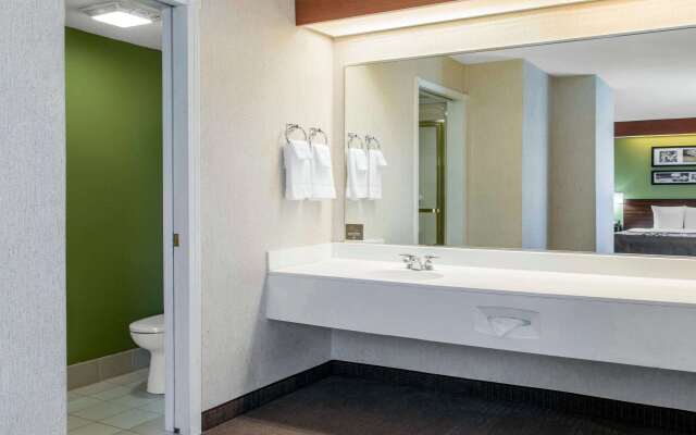 Sleep Inn & Suites Oregon - Toledo