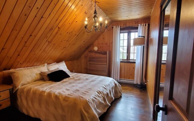 Chalet Grandes-piles St-maurice, Quai Privé