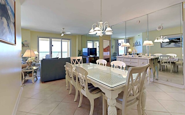 Beach Colony West  by SVR