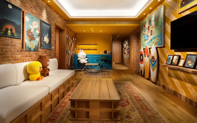 Line Friends Presents Casa De Amigo