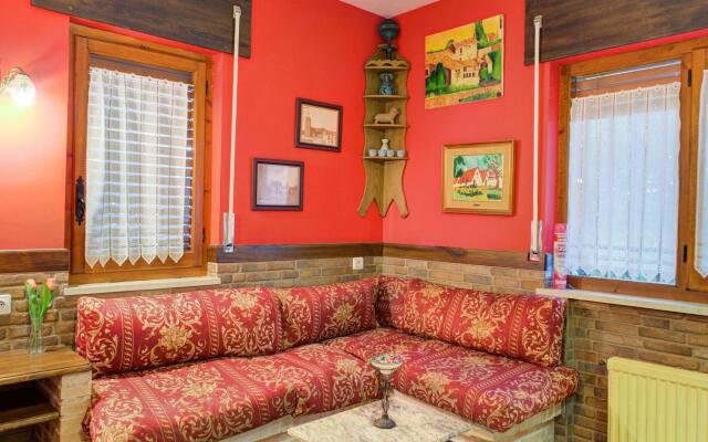 Rural apartment in Galapagar with bubble bath