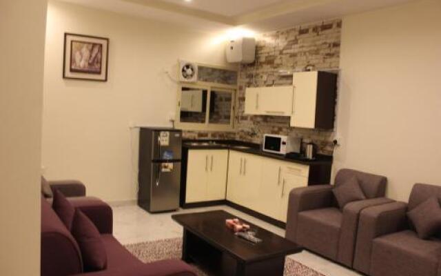 Hikaiah Aparthotel